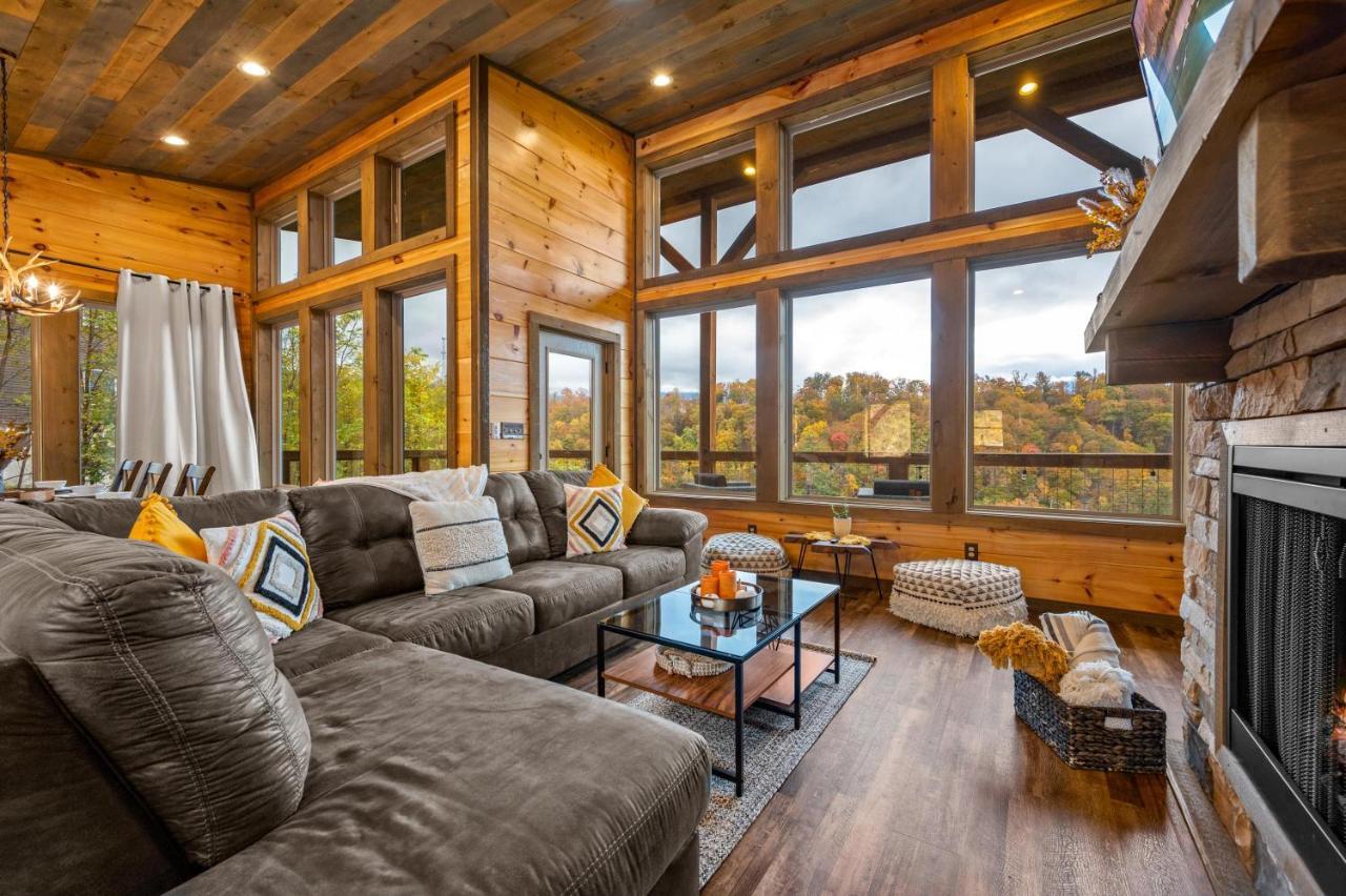 The Overlook - '21 Cabin - Gorgeous Unobstructed Views - Fire Pit Table - Gamerm - Hottub - Xbox - Lots Of Bears Gatlinburg Exterior foto