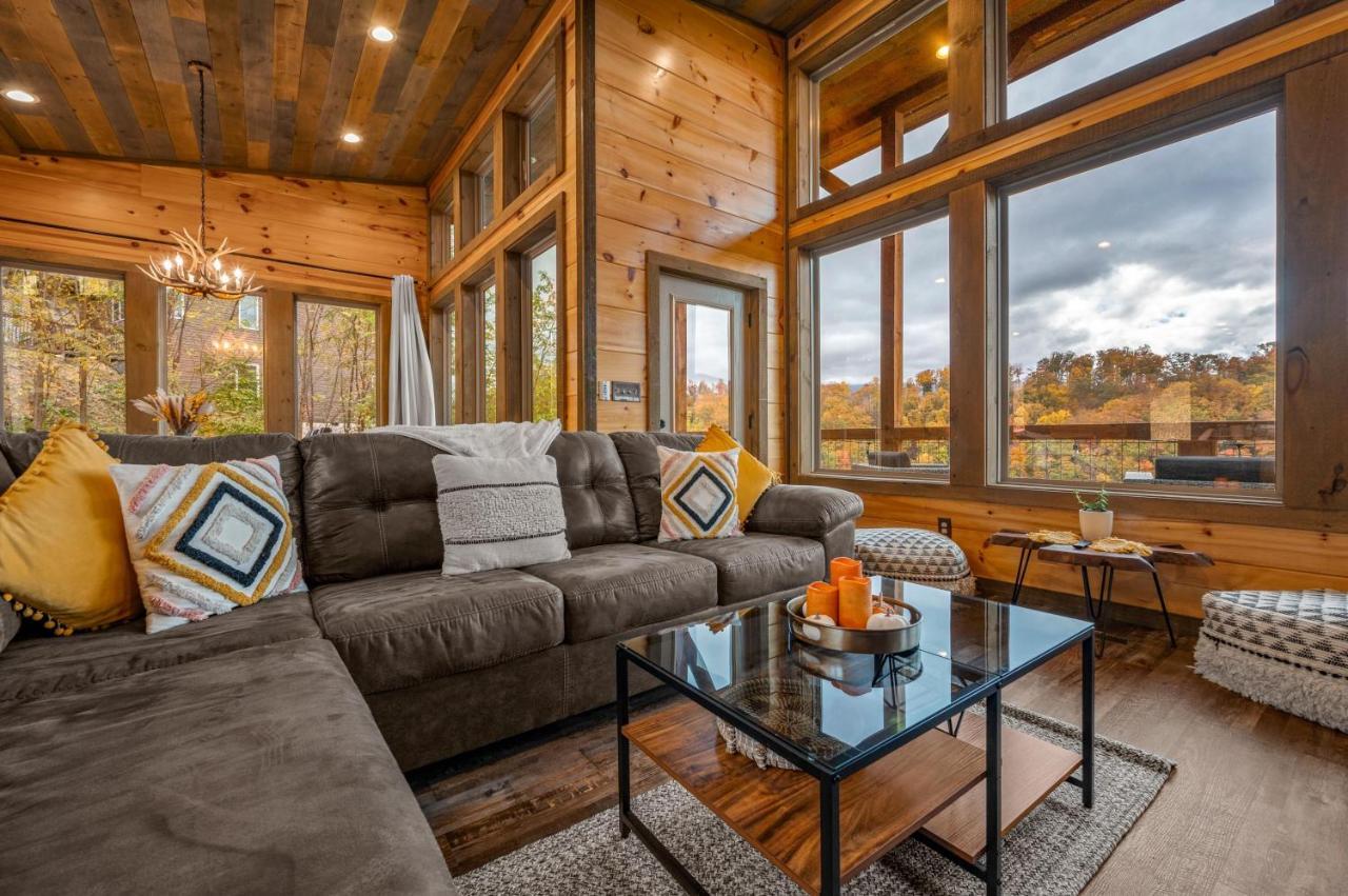 The Overlook - '21 Cabin - Gorgeous Unobstructed Views - Fire Pit Table - Gamerm - Hottub - Xbox - Lots Of Bears Gatlinburg Exterior foto