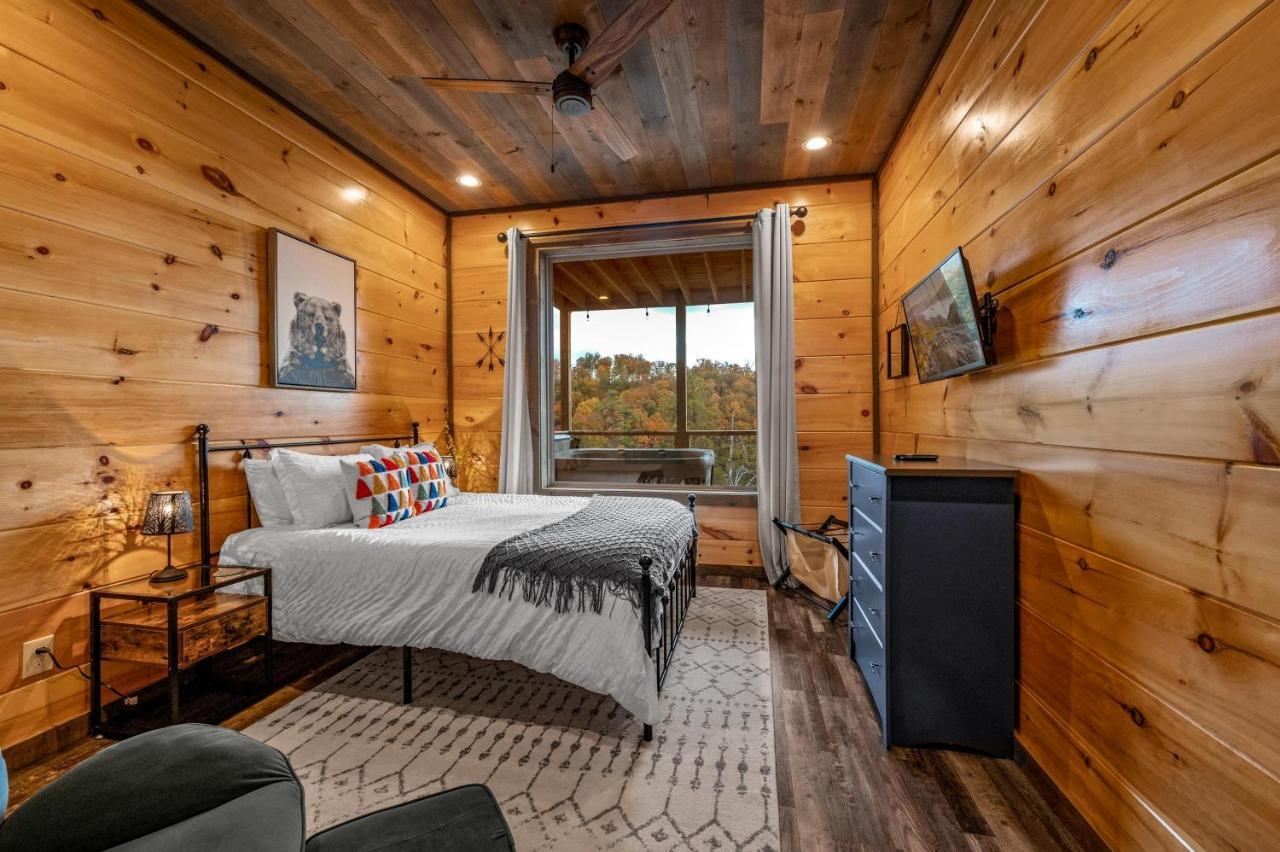 The Overlook - '21 Cabin - Gorgeous Unobstructed Views - Fire Pit Table - Gamerm - Hottub - Xbox - Lots Of Bears Gatlinburg Exterior foto