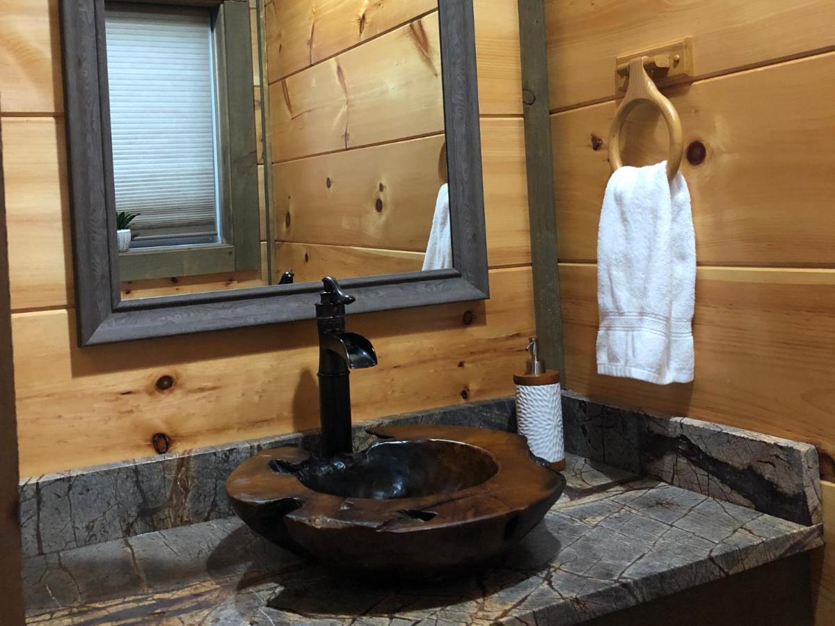 The Overlook - '21 Cabin - Gorgeous Unobstructed Views - Fire Pit Table - Gamerm - Hottub - Xbox - Lots Of Bears Gatlinburg Exterior foto